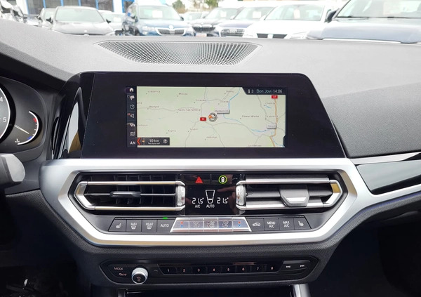 BMW Seria 3 cena 99900 przebieg: 205000, rok produkcji 2019 z Nowa Sól małe 232